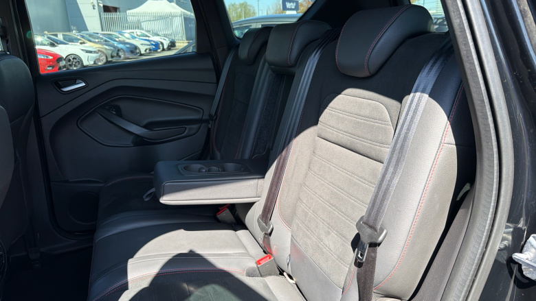 Ford Kuga 1.5 TDCi ST-Line 5dr 2WD Diesel Estate